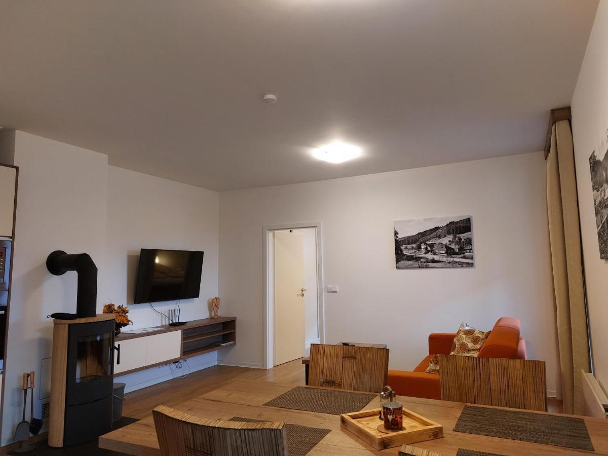 Polansky Dvur Apartment Velké Karlovice Exterior foto