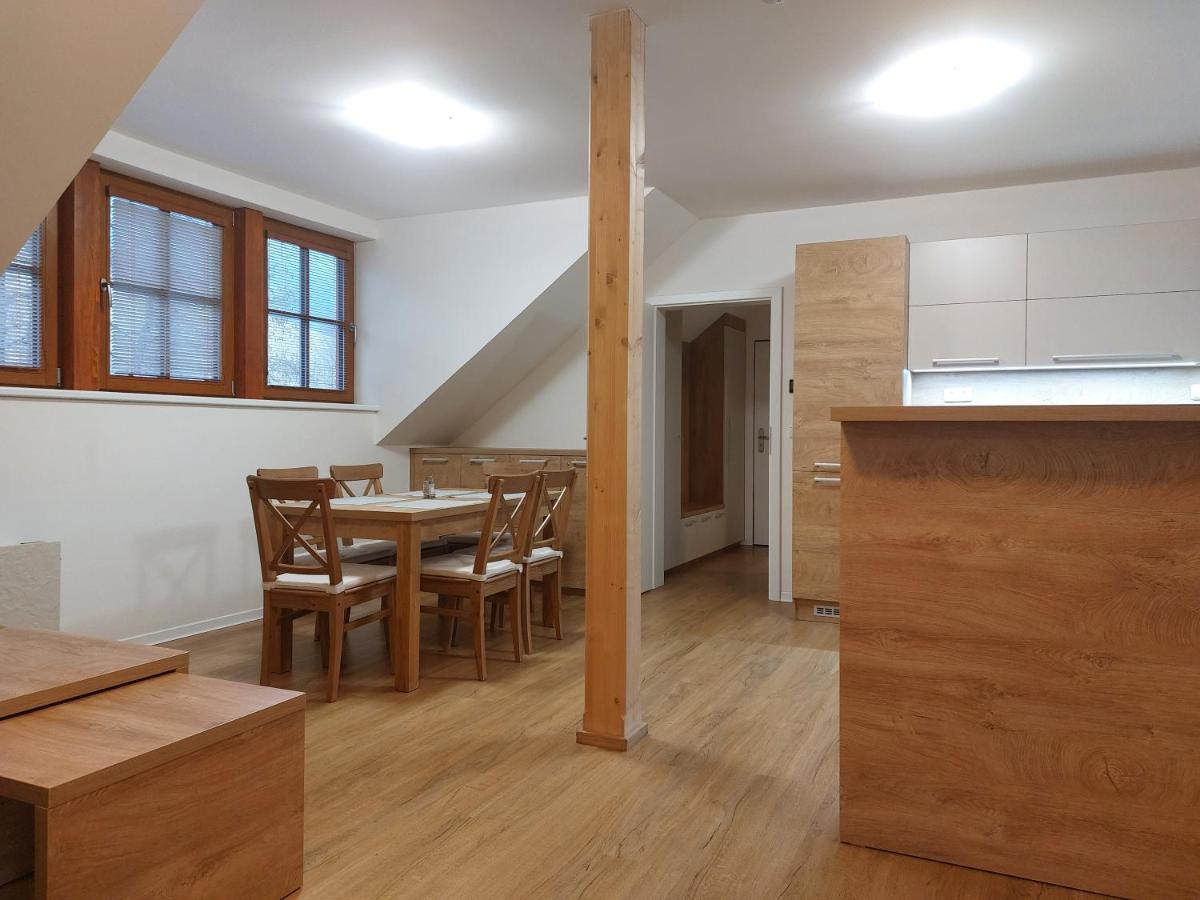 Polansky Dvur Apartment Velké Karlovice Exterior foto