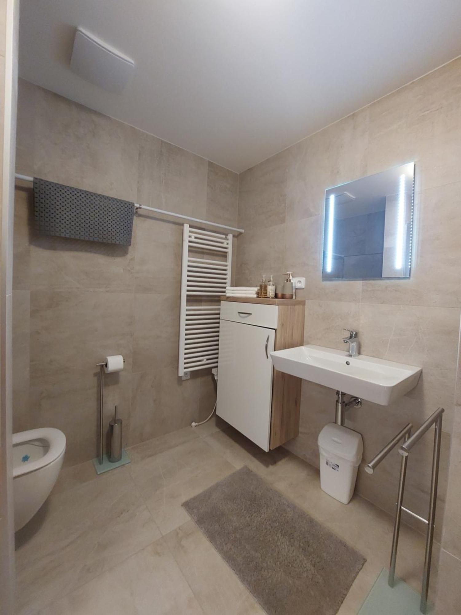 Polansky Dvur Apartment Velké Karlovice Exterior foto