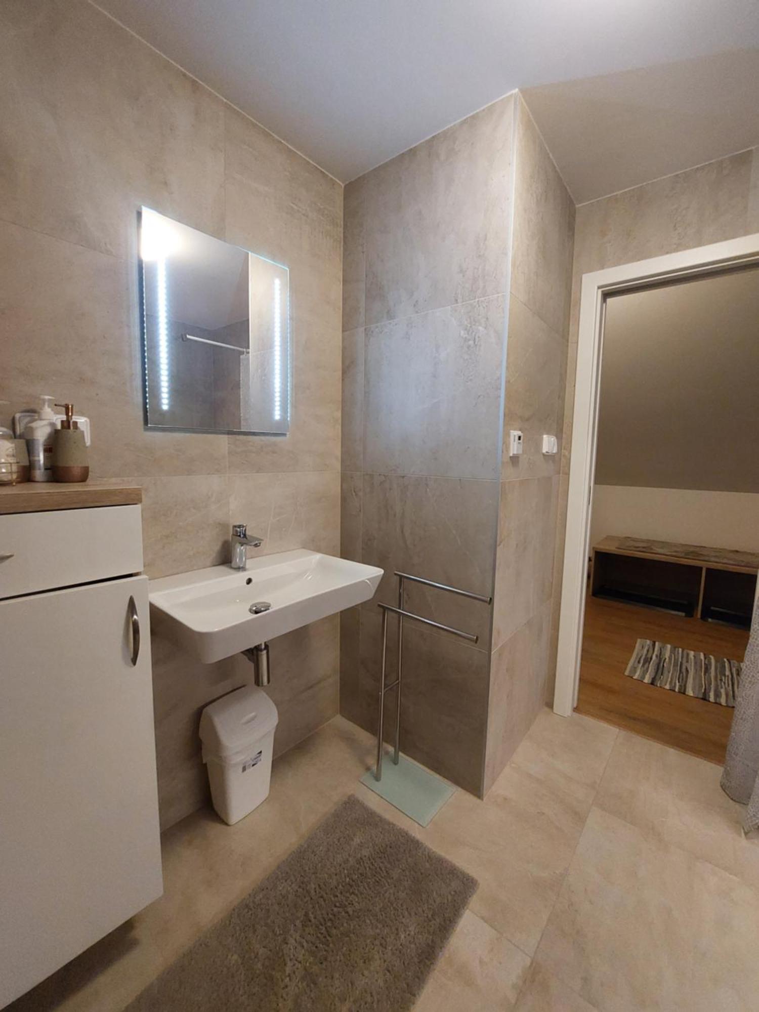 Polansky Dvur Apartment Velké Karlovice Exterior foto
